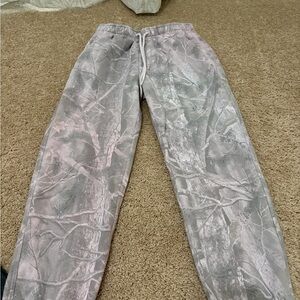 Abercrombie and Fitch pink camo sweatpants sz S